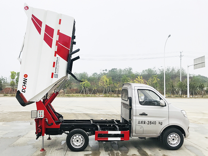 長(zhǎng)安后掛桶垃圾車